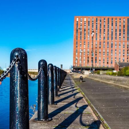 Fabulous Quayside Apartment With Free Parking Liverpool Luaran gambar