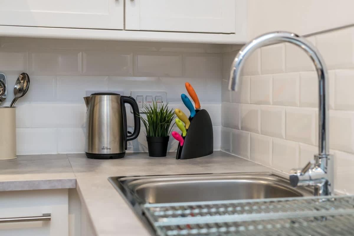 Fabulous Quayside Apartment With Free Parking Liverpool Luaran gambar